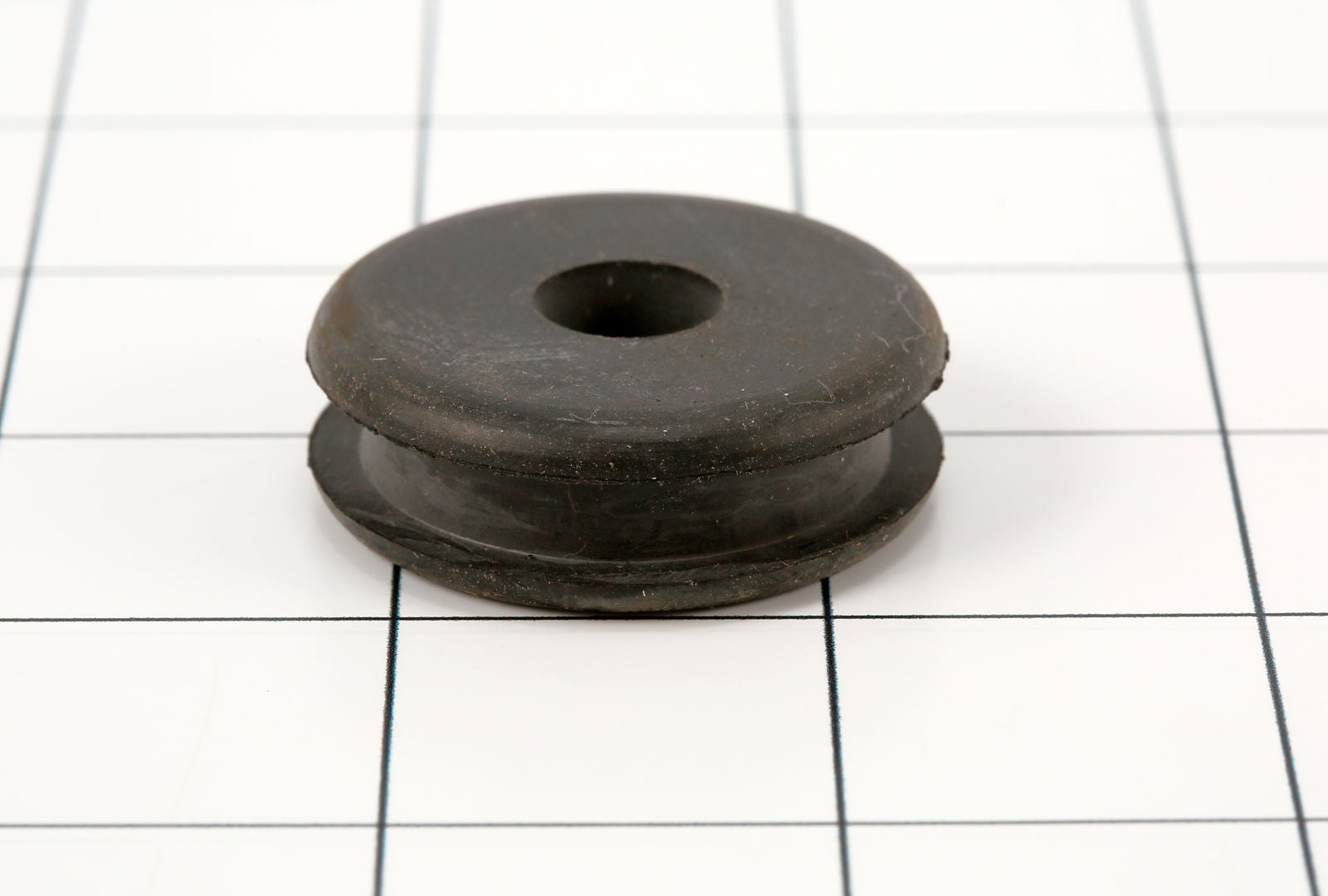 GROMMET, INSULATION