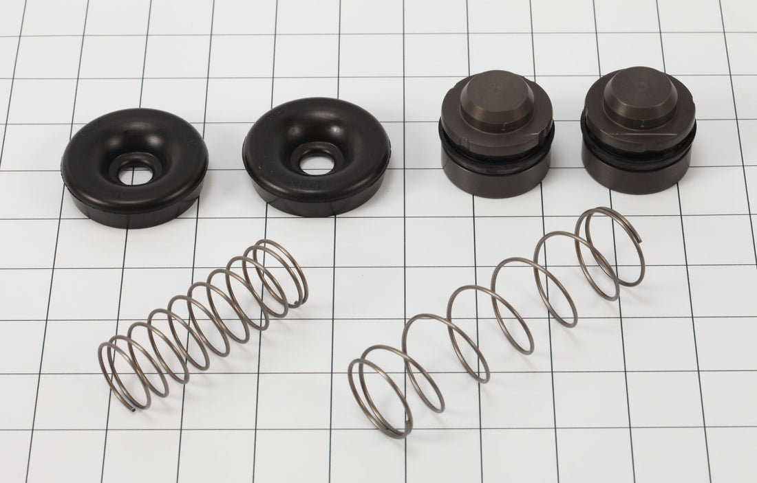CYL REPAIR KIT W/PISTON
