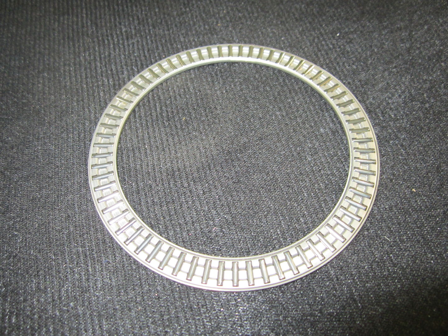 GN-THRUST BEARING