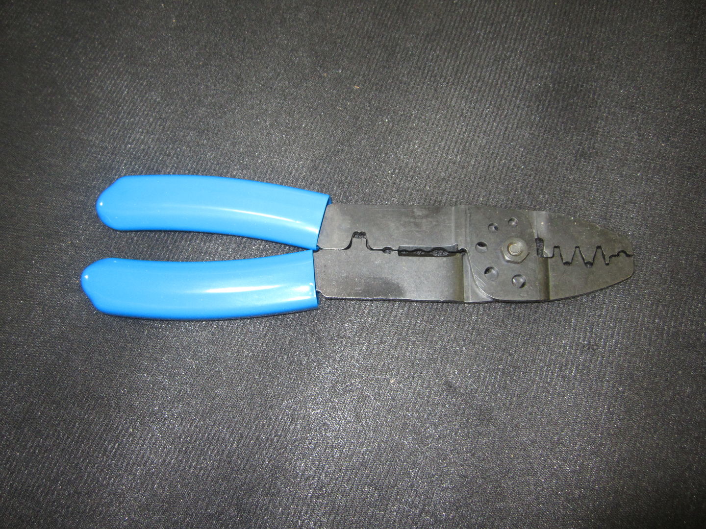 CRIMPER, WIRE END